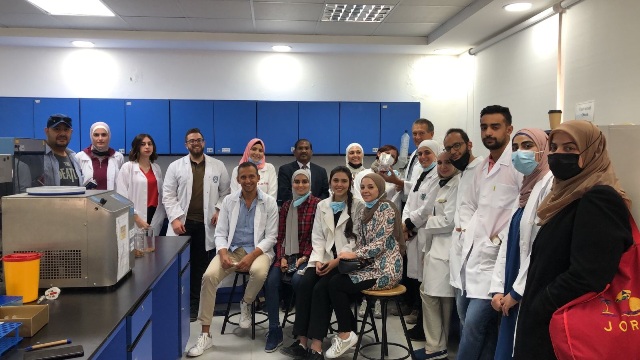 26 رياديا يتلقون تدريباً ضمن مشروع إقليمي في جامعة عمان الأهلية