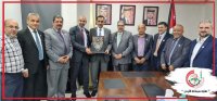 الصيادلة تكرم مدير عام الغذاء والدواء