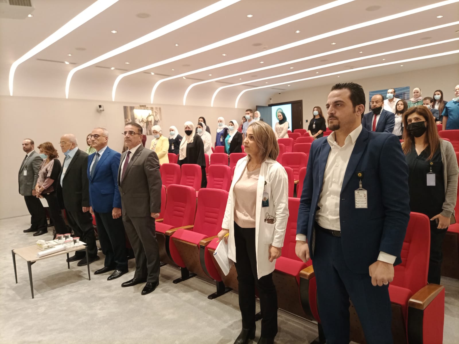 مختصون يحذرون من اتساع الاصابة بهشاشة العظام ونقص فيتامين د