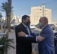 وزير العمل يستقبل رئيس مجلس الأعيان