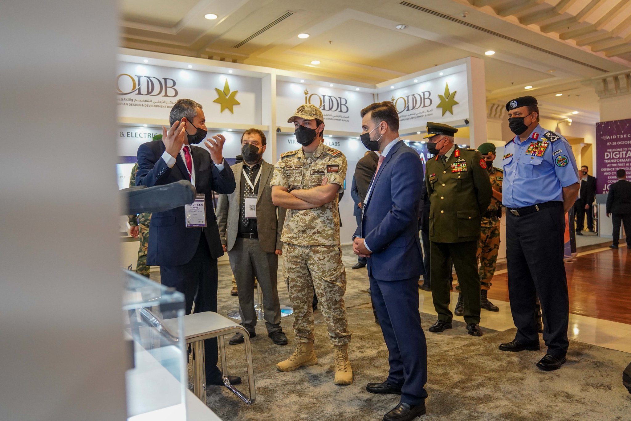ولي العهد يزور جانباً من فعاليات مؤتمر ومعرض الذكاء الاصطناعي لتكنولوجيا الدفاع والأمن السيبراني الأول