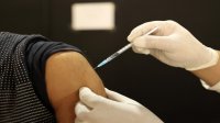 إعطاء 14 ألف جرعة من اللقاح المضاد لفيروس كورونا في الأردن خلال 24 ساعة