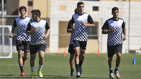 منتخب الشباب لكرة القدم يلتقي نظيره الفلسطيني الثلاثاء