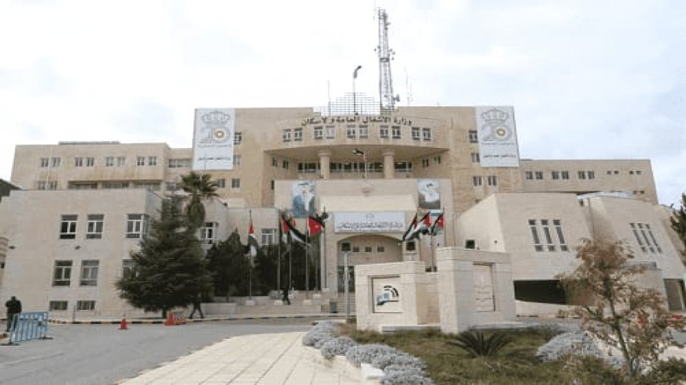 تحويلة مرورية بطول 100م على طريق العدسية من صباح الاثنين  