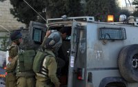 الاحتلال يعتقل أربعة فلسطينيين في القدس