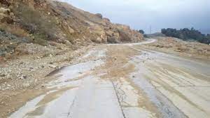 إعادة فتح طريق الموجب - الكرك