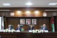 النجار ترعى اشهار كتاب نسيم مدانات "ذاكرة الماضي والحاضر"