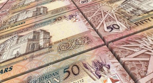 مدير عام شركة حكومية براتب 4250 دينارا وآخر لم يدفع ضريبة دخل بقيمة 47 ألفا