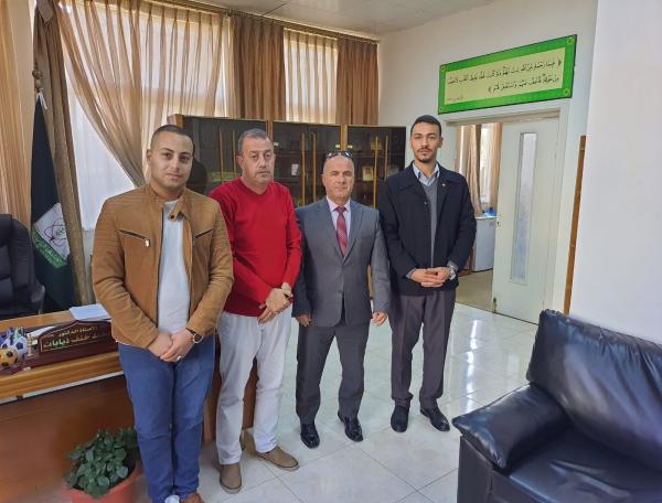 عميد شؤون الطلبة في جامعة اليرموك يلتقي الطالب عمر مهيدات