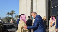 وزير الخارجية السعودي يصل مصر