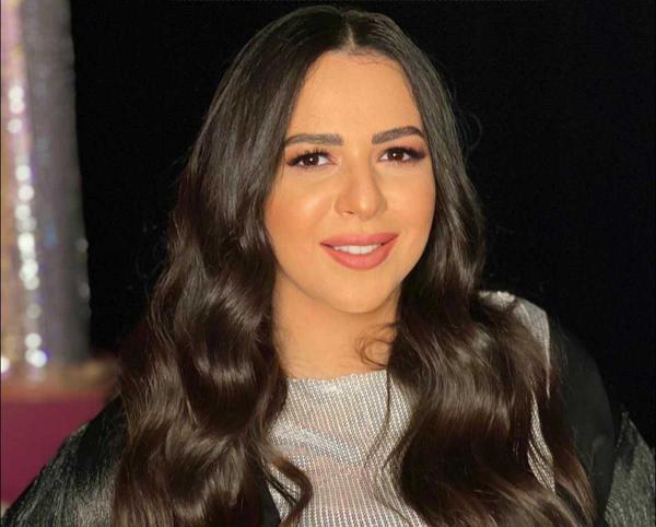 إيمي سمير غانم تحسم الجدل حول شائعة ارتدائها الحجاب