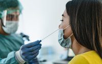 تخفيض سعر فحص”PCR” بالمطارات والمعابر