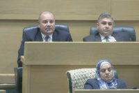 العودات: استمعنا لكل الآراء قبل إقرار تعديلات الدستور