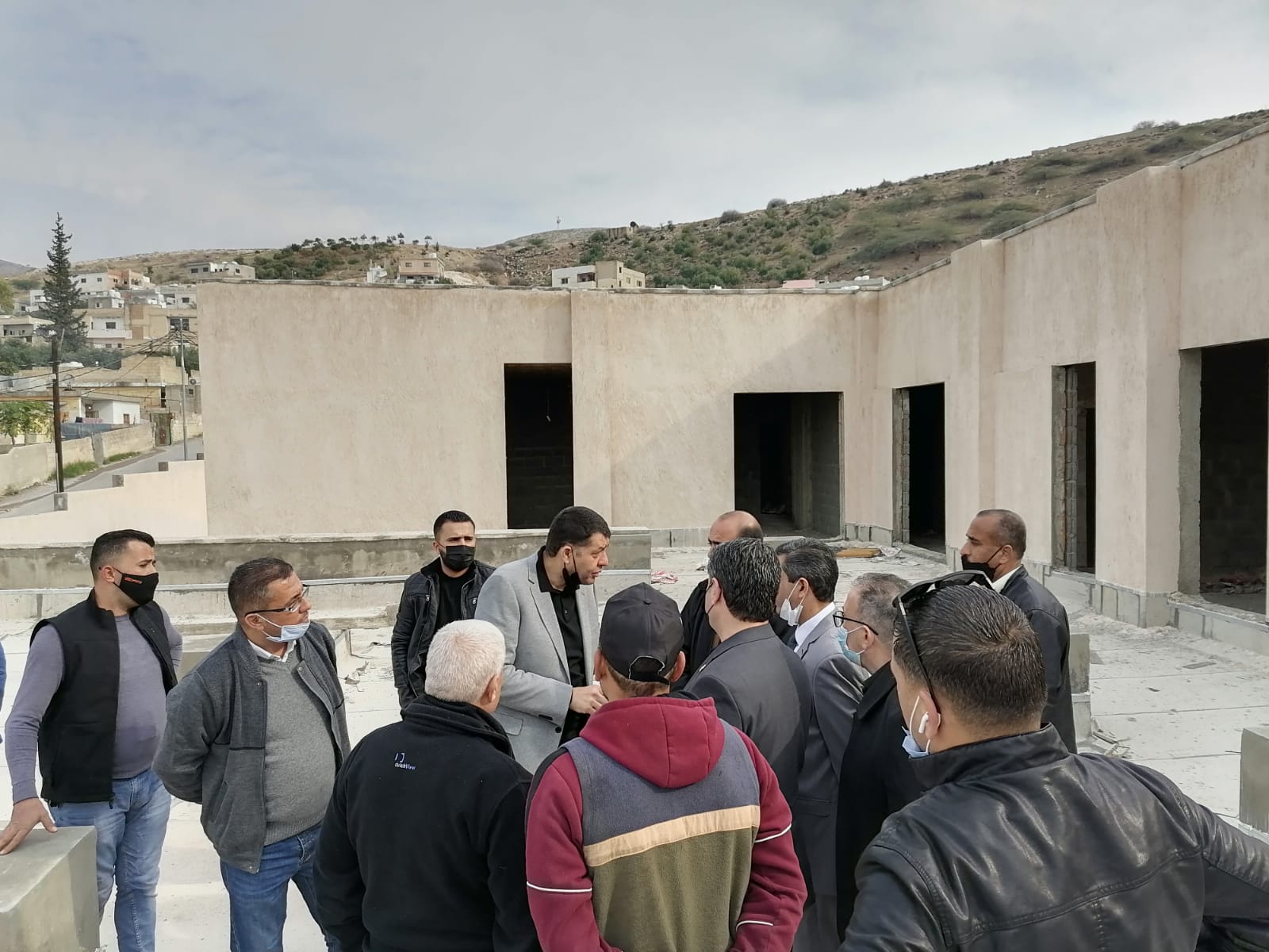 وزير العمل في جولة ميدانية في لوائي الأغوار الشمالية والوسطية والزمالية