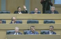 النواب يقر منع رئيس الحكومة المستقيلة بطرح الثقة من تشكيل الحكومة التالية