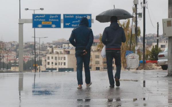 الثلاثاء .. أجواء باردة نهارا وفرصة لهطول الأمطار مساءً