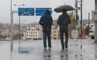 الثلاثاء .. أجواء باردة نهارا وفرصة لهطول الأمطار مساءً