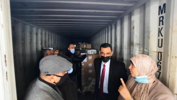 جولة ميدانية مفاجئة للغذاء والدواء في جمرك عمان
