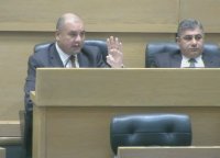 الغاء شرط موافقة المجلس على استقالة النواب