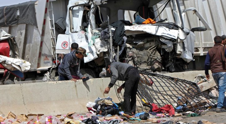قتلى وإصابات بحادث سير على طريق سيناء في مصر