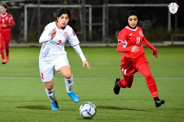 منتخب الناشئات لكرة القدم يخسر أمام نظيره اللبناني