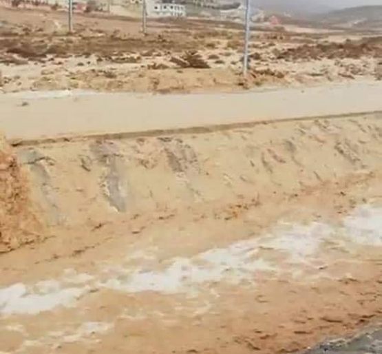 الأشغال: العمل جار لفتح طريق دلاغة – وادي عربة