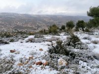 زخات ثلجية محتملة فوق الجبال الجنوبية العالية الجمعة