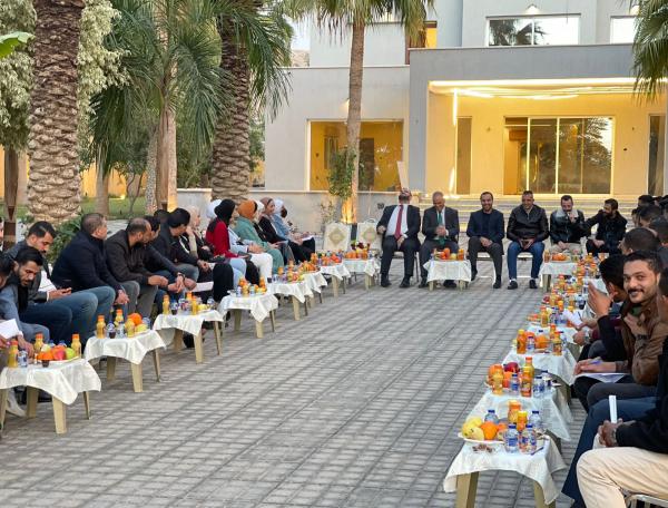 النائب عماد العدوان يستقبل شبابا لتقريب وجهات النظر