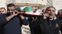 تشييع جثمان مسن فلسطيني استشهد بعد احتجازه من الاحتلال والاعتداء عليه