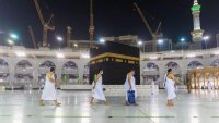 السعودية: جرعتا لقاح والحجز عبر "اعتمرنا" لأداء العمرة