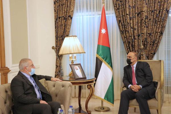 الخصاونة: نضع امكاناتنا وخبراتنا امام الاشقاء الفلسطينيين