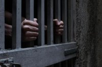 الحبس 3 سنوات لشخص إعتدى على آخر بأداة حادة في الكرك