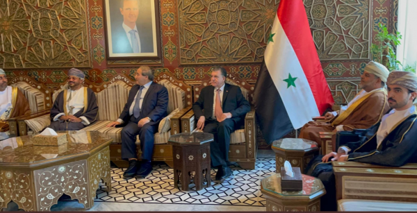 وزير خارجية سلطنة عمان يصل دمشق