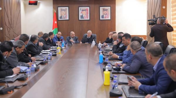 "الإدارية النيابية" تمهل "العمل"
