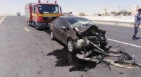 3 إصابات بحادث تصادم على الطريق الصحراوي