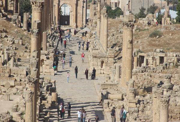 معنيون بالقطاع السياحي: التوجيهات الملكية ركيزة للاستفادة من مقومات المملكة