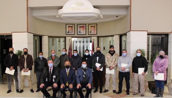 ضباطٌ من إدارة البحث الجنائي يشاركون في دورة "العدالة الجنائية" المقامة في الجامعة