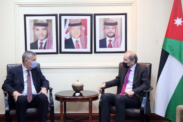 الصفدي: الأردن مستمر بالعمل والتنسيق لحشد الدعم للانورا
