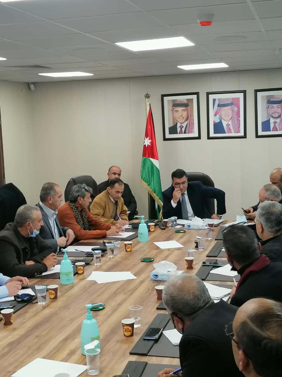 وزير الزراعة يبحث الخطة الوطنية للزراعة المستدامة