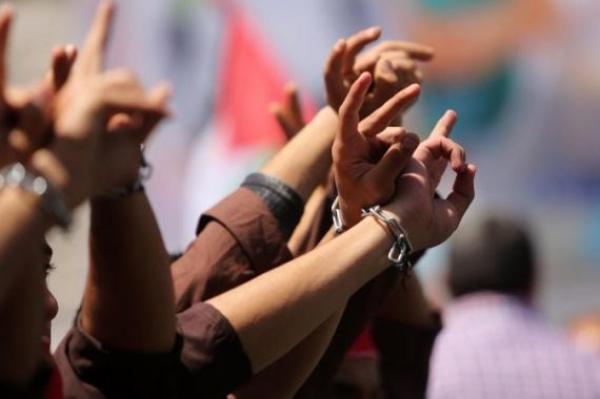 الحركة الأسيرة الفلسطينية تعلن النفير العام في سجون الاحتلال بسبب العقوبات