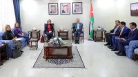 الدغمي يلتقي السفيرة البريطانية والممثلة المقيمة لبرنامج الأمم المتحدة الإنمائي