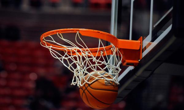 منتخب كرة السلة يلتقي نظيره الإماراتي بالبطولة العربية الثلاثاء