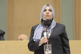 عضيبات: الحكومات باعت مقدرات الوطن وتنتج السراب ثم تعيد انتاجه