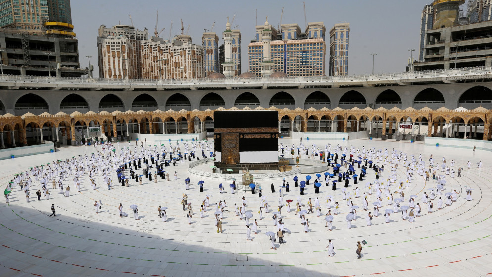 إلزام المعتمرين بإجراء فحص كورونا قبل 48 ساعة لدخول السعودية