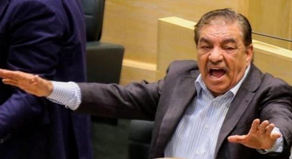 الزعبي: وزير الاستثمار لا يجيد العربية فترجموا له كلمات النواب