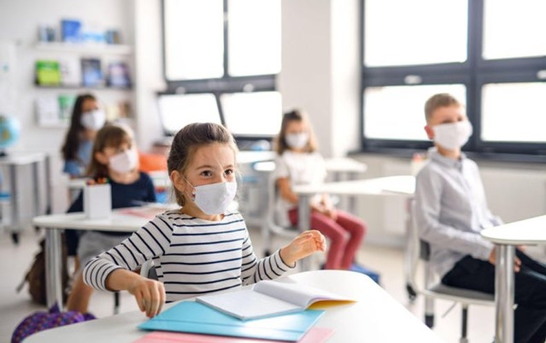 "الصحة العالمية" تقدم نصائح للأردن حول جائحة كورونا ودوام المدارس.. تفاصيل