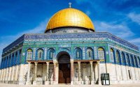 مستوطنون متطرفون يقتحمون الأقصى
