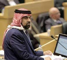 هنطش: الحكومة تشحد "منح" ونسبة كبيرة من الشعب تشحد "مساعدات"