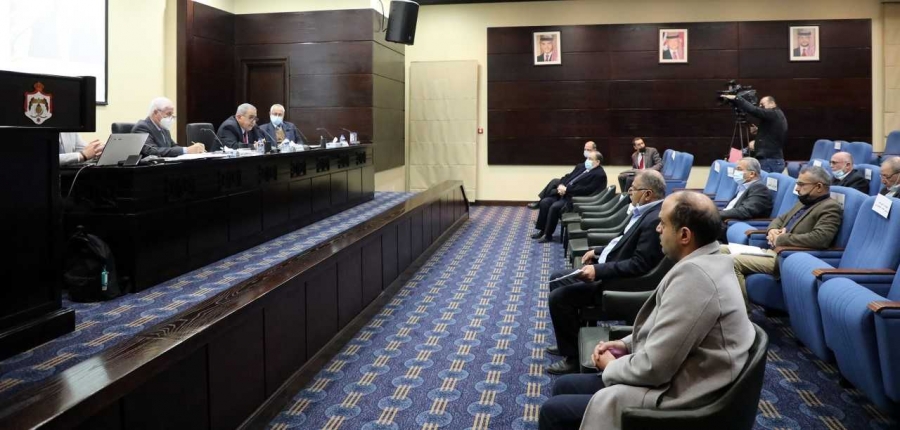 مشتركة الأعيان توافق على مشروع رخص المهن