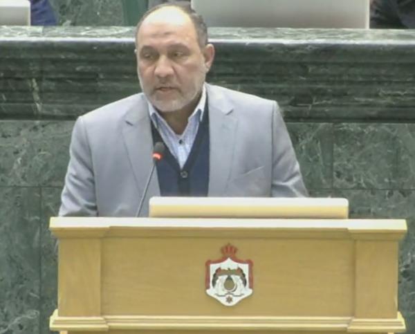 خميس يطالب بوقف إقتراض الحكومة من أموال الضمان